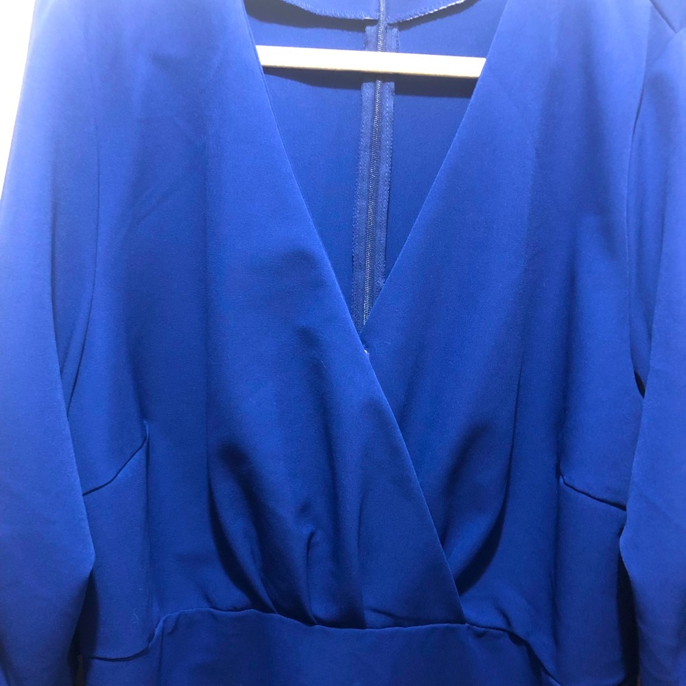 Beautiful blue puffed sleeve size 20 dress by Eloquii.